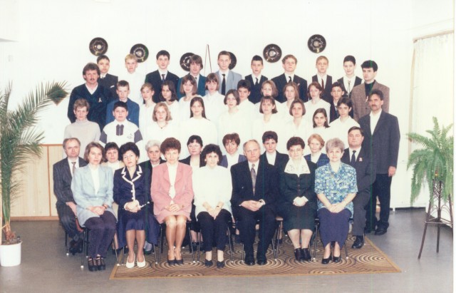 1998. 8.c