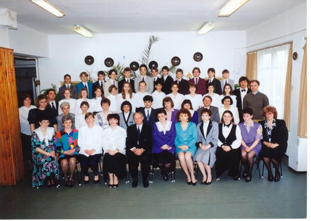 1994. 8.b