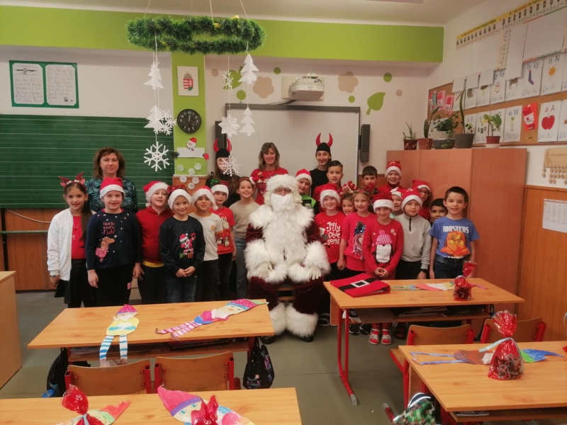 A Mikulás járt nálunk... délután pedig Mikulás disco