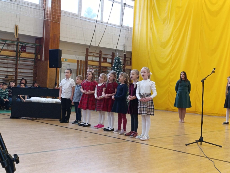 Karácsonyi műsor iskolánkban