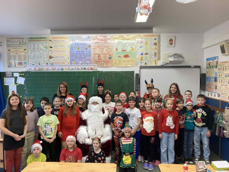 A Mikulás járt nálunk... délután pedig Mikulás disco