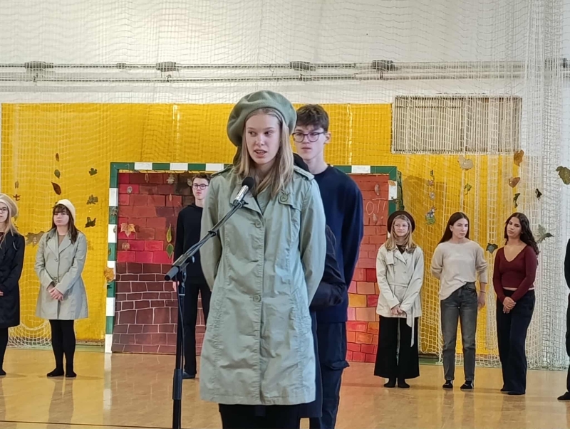 1956. október 23 -ra emlékeztünk