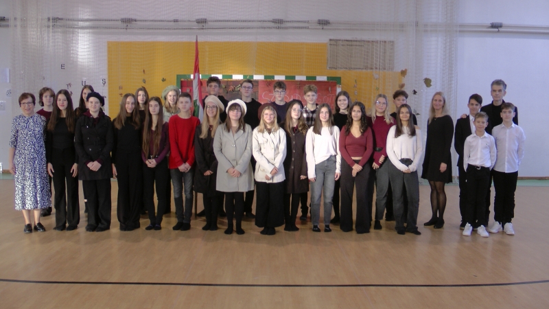 1956. október 23 -ra emlékeztünk