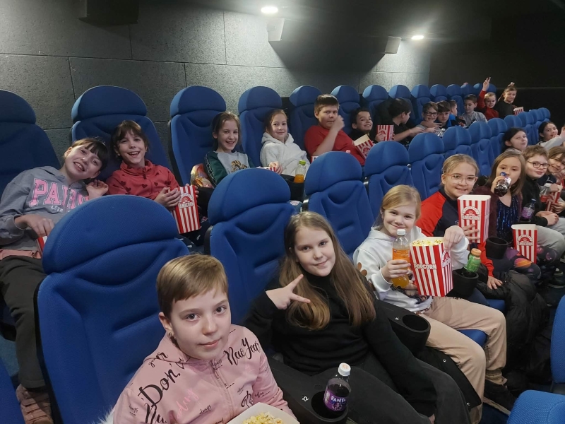 Kincskereső Alapítvány támogatásával mozifilm a 3.4.évfolyamos tanulóknak 