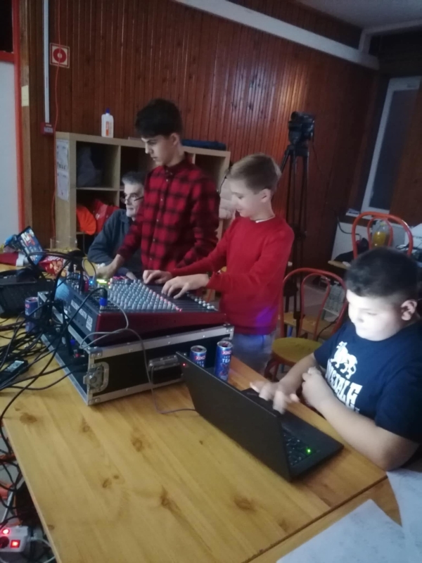 A Mikulás járt nálunk... délután pedig Mikulás disco