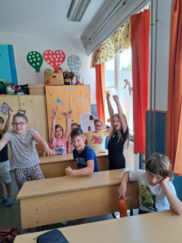 NÁDASDY 50 VETÉLKEDŐ ÉS RAJZVERSENY A 2. ÉVFOLYAMON