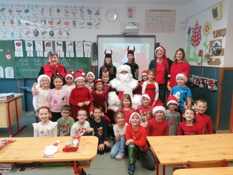 A Mikulás járt nálunk... délután pedig Mikulás disco