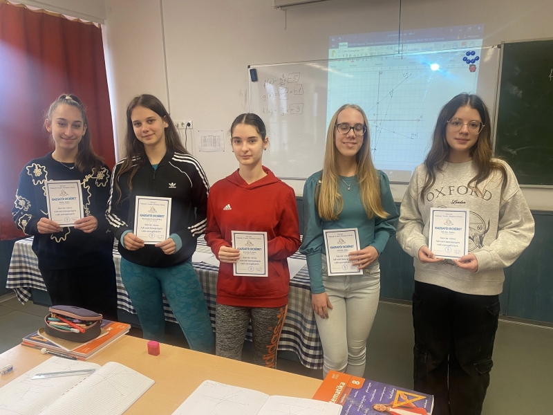 Karácsonyi műsor iskolánkban