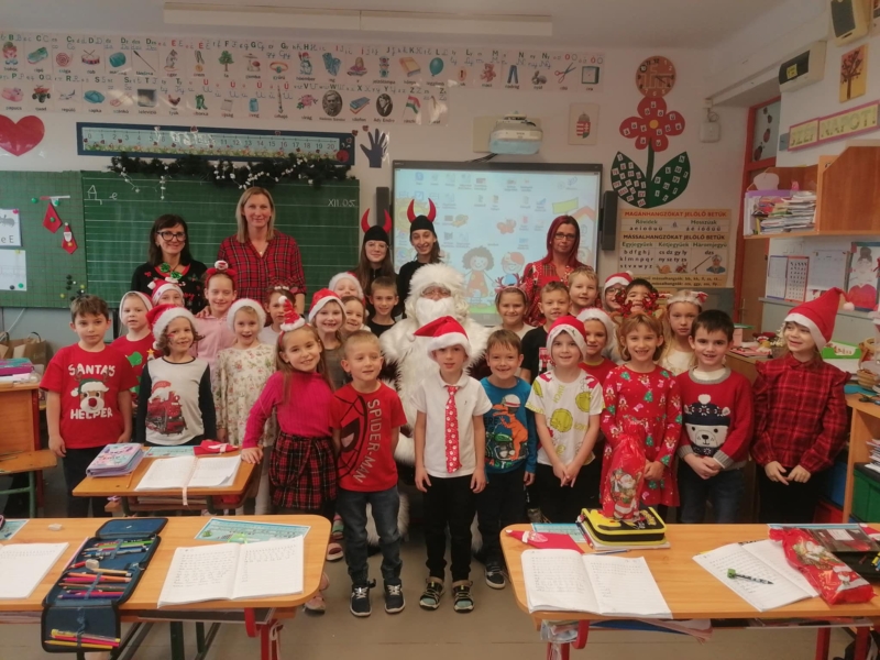 A Mikulás járt nálunk... délután pedig Mikulás disco