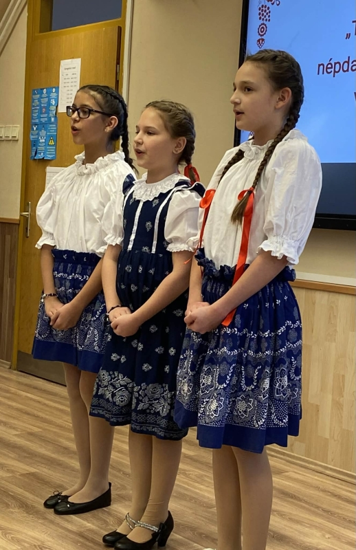 "Tiszán innen, Dunán túl.." országos népdaléneklési verseny Vas Vármegyei döntője