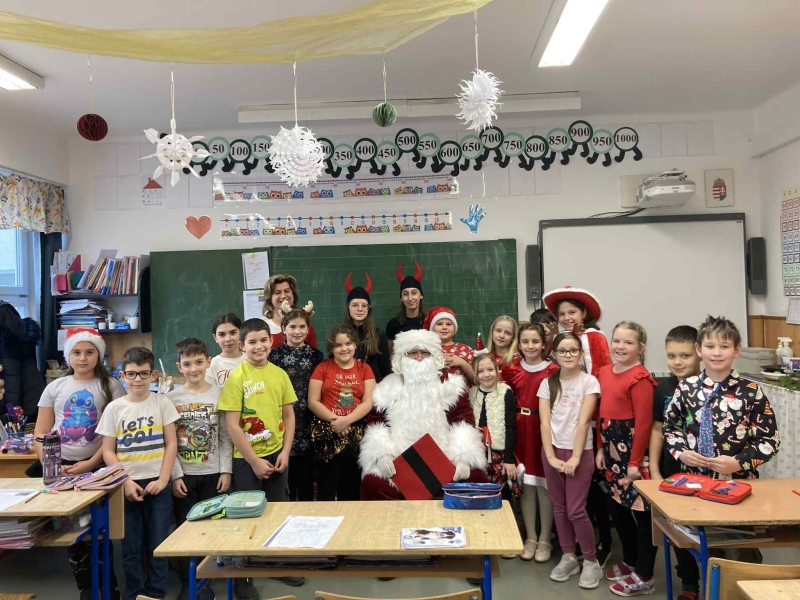 A Mikulás járt nálunk... délután pedig Mikulás disco