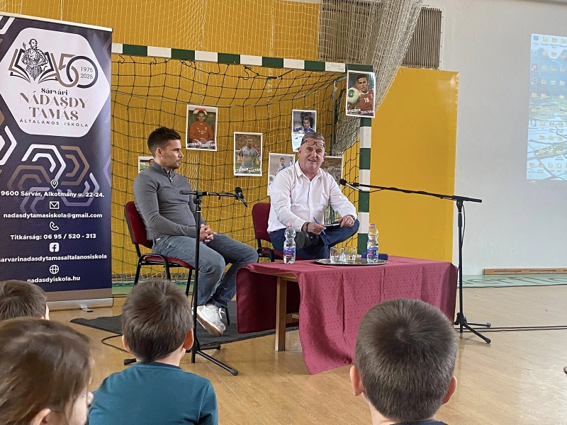 Közönségtalálkozó Stieber Zoltánnal